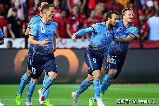 国王杯-莱万点射费尔明破门 巴萨3-2巴瓦斯特罗
