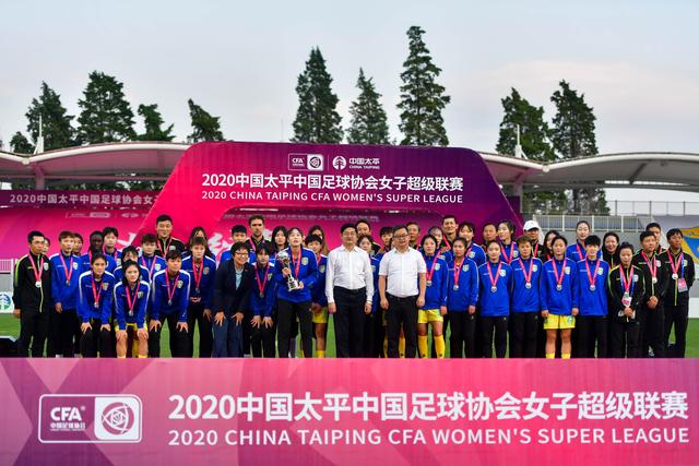 霍伊伦欧战赛打进8粒非点进球 与同期哈兰德一样